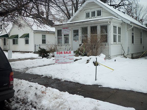 4th image of 721 Cawood St