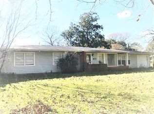 2409 Post Oak Rd, Rockdale, TX 76567