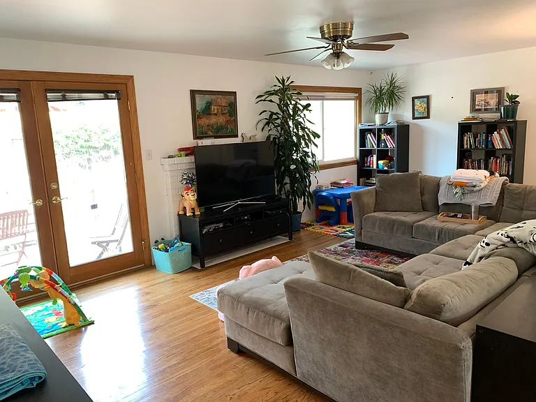 891 Mango Ave — Photo 9
