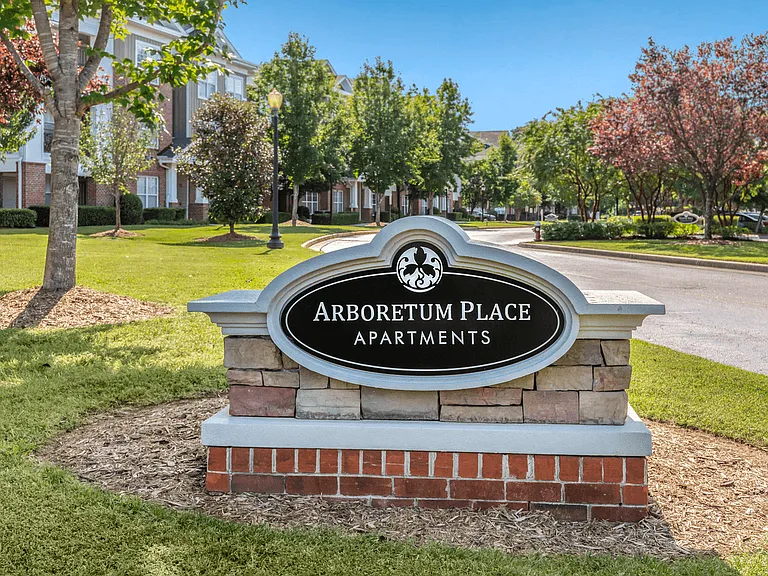 Arboretum Place Apartments — Photo 29