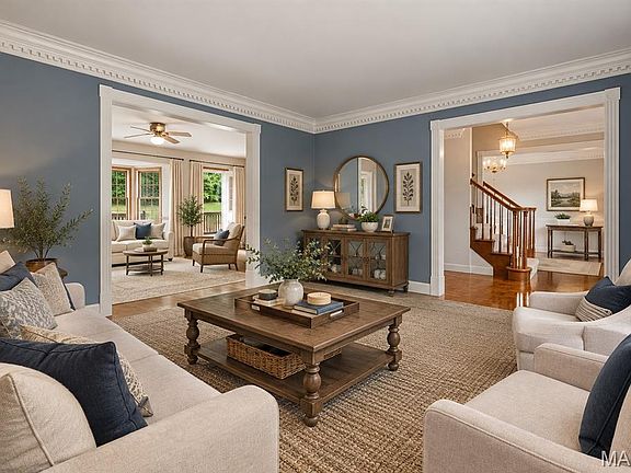 4th image of 176 Spring Oaks Dr