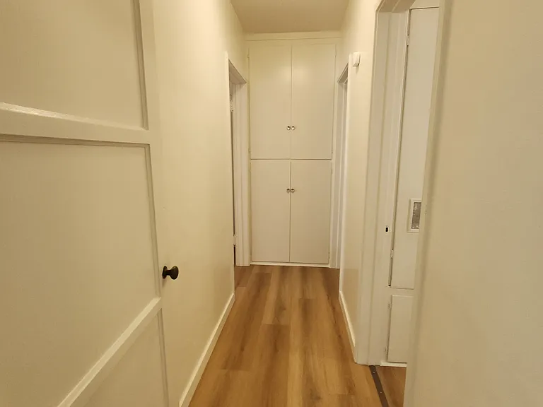 1030 Spazier Ave #1 — Photo 8