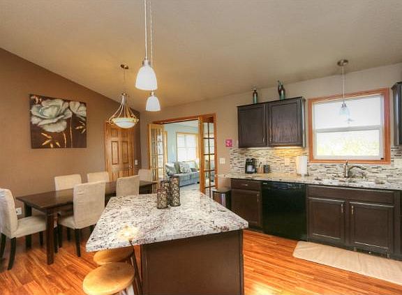 3rd image of 14017 Belmont Trl