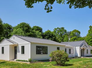 7 4th Ave, Rhinebeck, NY 12572