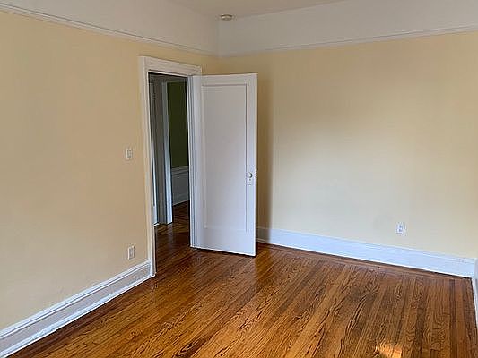 4th image of 36-06 31st Ave #1B