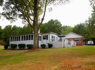 427 Bay Shore Dr, Norwood, NC 28128