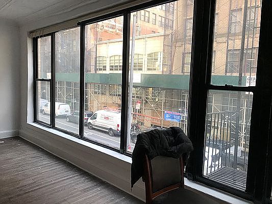 3rd image of 15 W 29th St #2