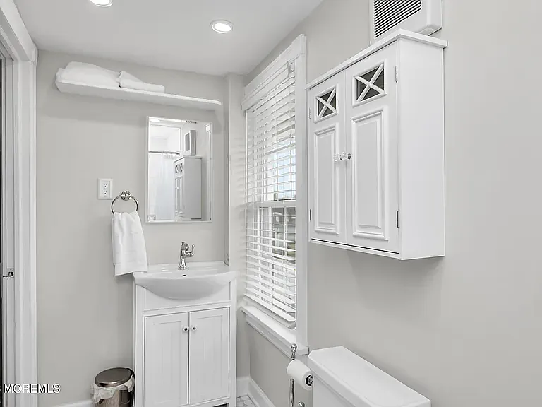 904 Arnold Ave — Photo 23
