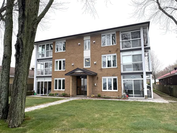 469 Lakeshore Dr S #301, North Bay, ON P1A 2E2