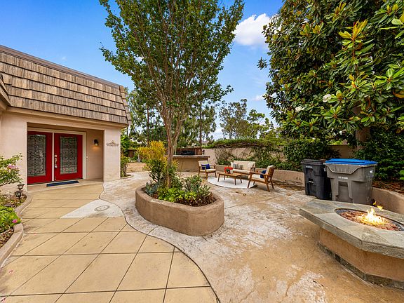 4th image of 12 Rockrose Way