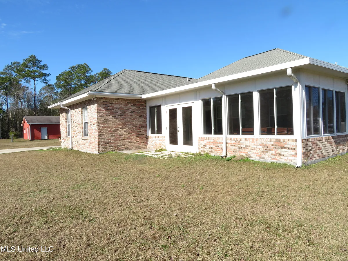 Building Photo - 13415 John Clark Rd