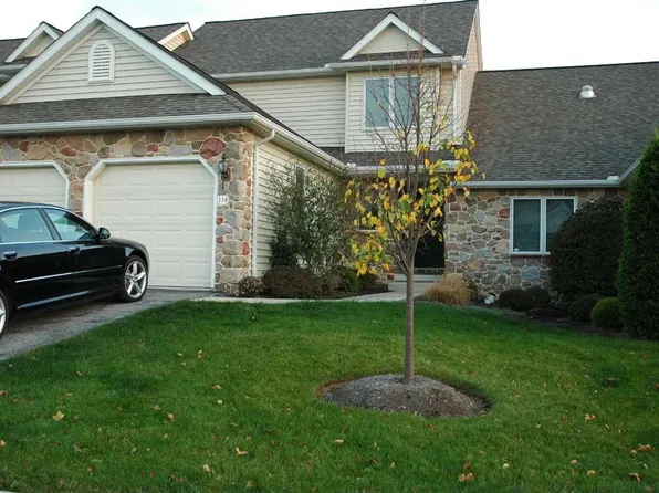 134 S Fountain Dr, York, PA 17402