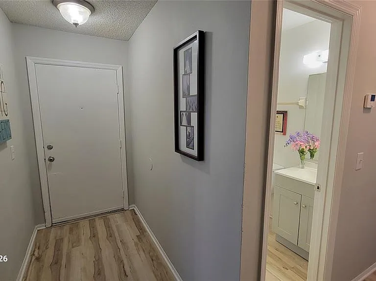 4136 Pershing Pointe Pl #5 — Photo 6