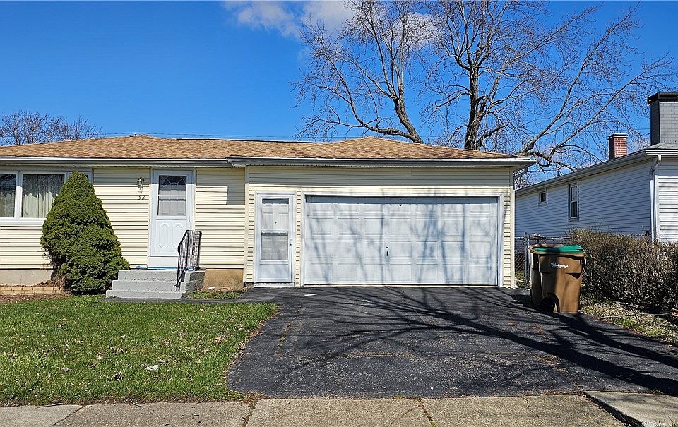 1st image of 52 S Seine Dr