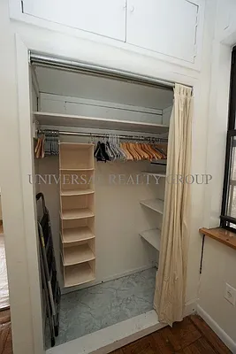 Rented by Universal Realty Group | media 16