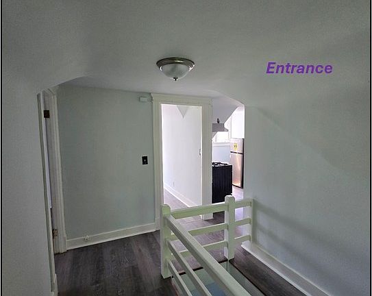 4th image of 20 S Allen St #5