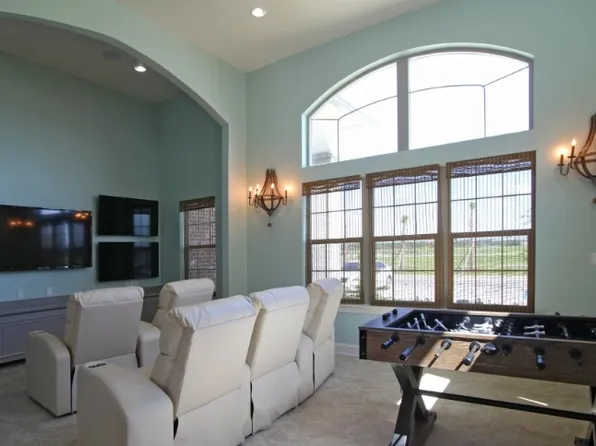 Cameron Isles Apartment Homes