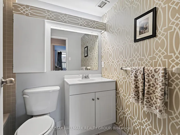 1380 Prince Of Wales Dr #703 — Photo 29