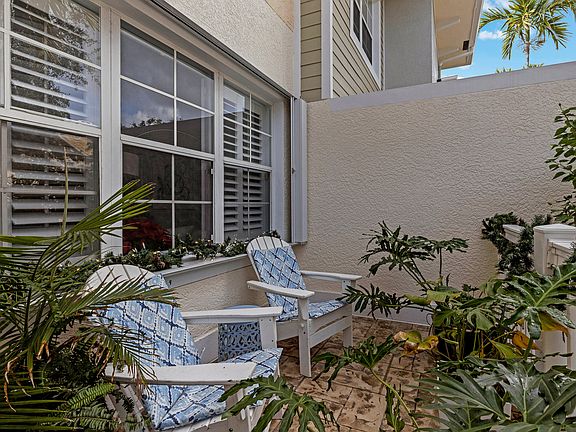 3rd image of 776 Dakota Drive #103