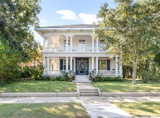1323 Dauphin St, Mobile, AL 36604