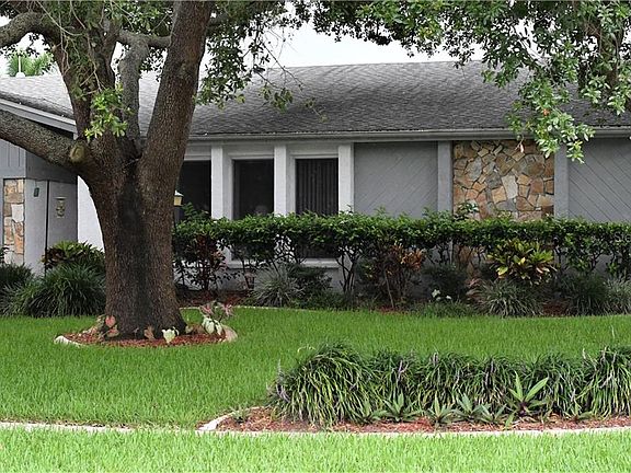 3rd image of 4847 Blue Jay Cir