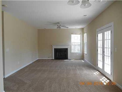 3rd image of 212 Evesham Dr