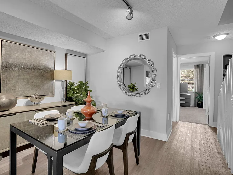 St. Tropez Townhomes & Villas — Photo 49
