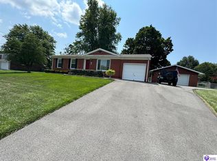 237 Highland Dr, Radcliff, KY 40160