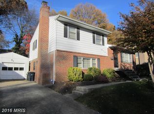8922 Hilton Hill Dr, Lanham, MD 20706