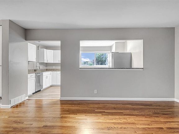 4th image of 9027 Marcella Ave
