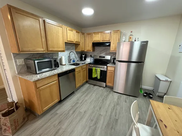 197 Calumet St #2L, Roxbury Crossing, MA 02120