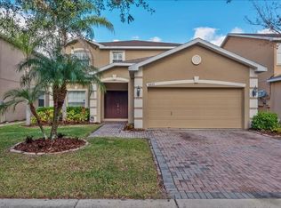 8825 Cameron Crest Dr, Tampa, FL 33626