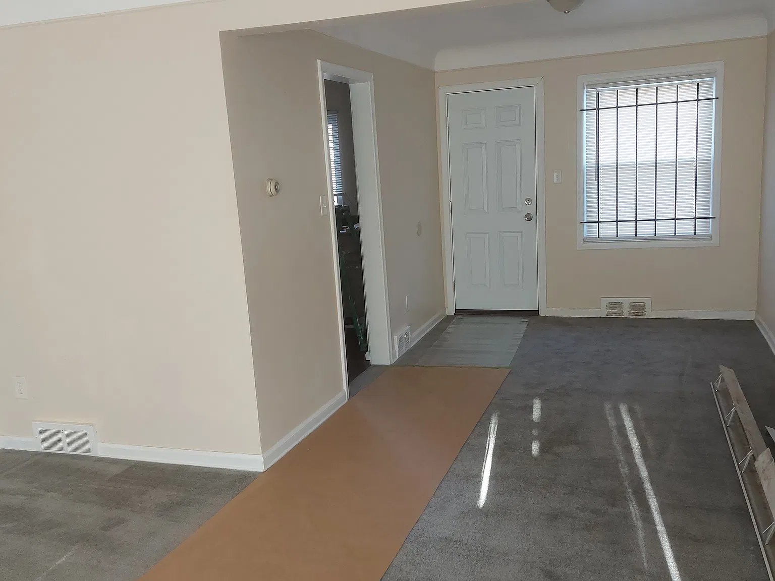 2 bed, 966 sqft, $1,100 — Photo 3
