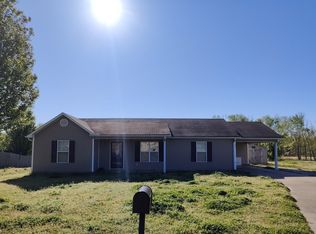 57 S Craves Cir, Bells, TN 38006