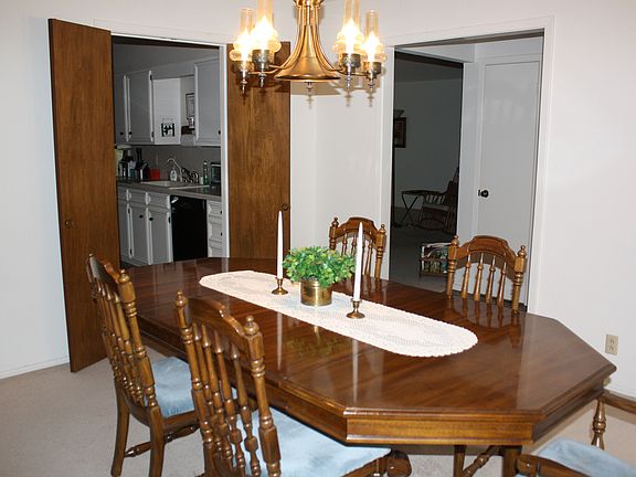Formal Dining