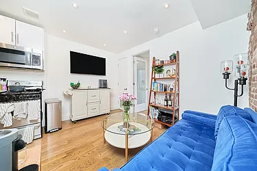 Rented by Living New York