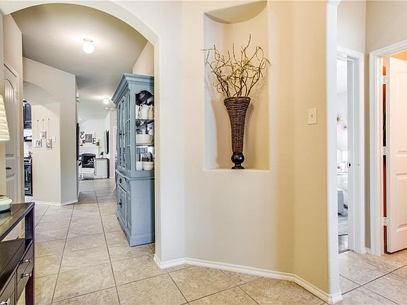 5th image of 3605 White Summit Ln