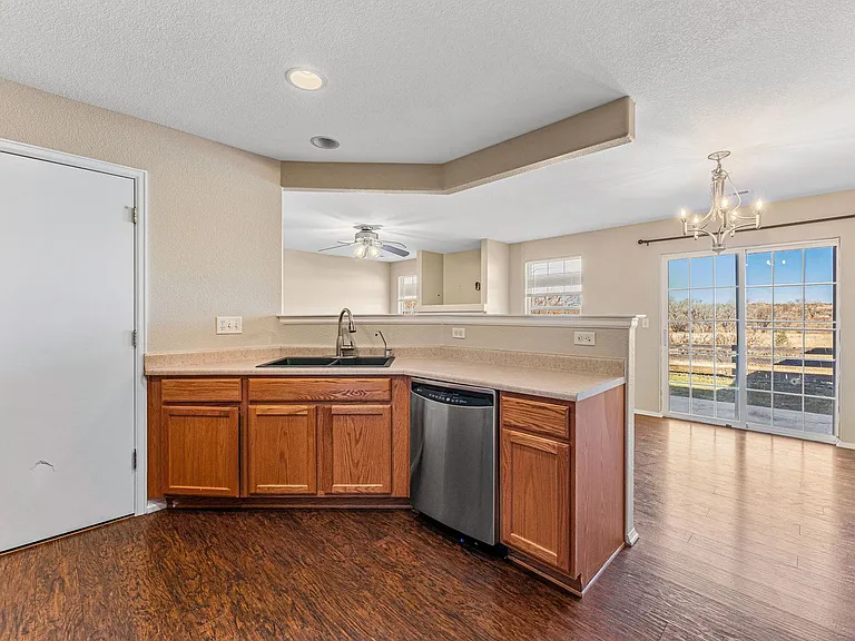 7940 S Kittredge Way — Photo 12