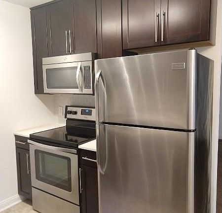 5th image of 9546 Hyde Park Dr APT C