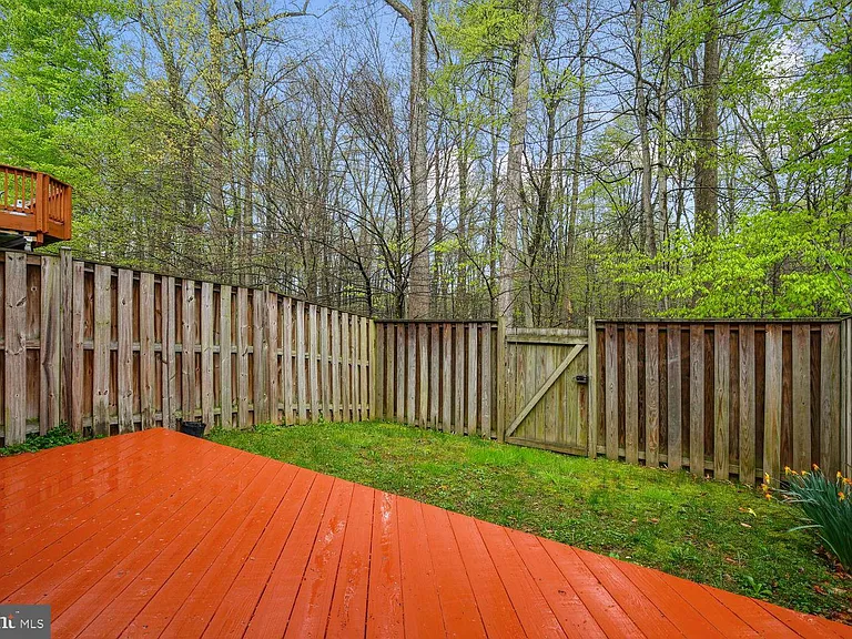 19421 Rayfield Dr — Photo 33