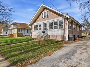 514 E Main St, Waterford, WI 53185