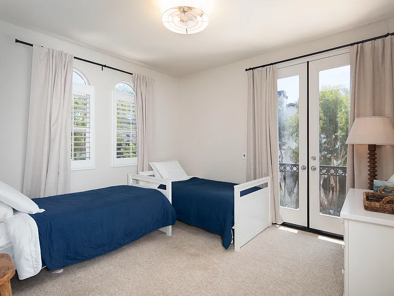 848 Jensen Ct — Photo 35