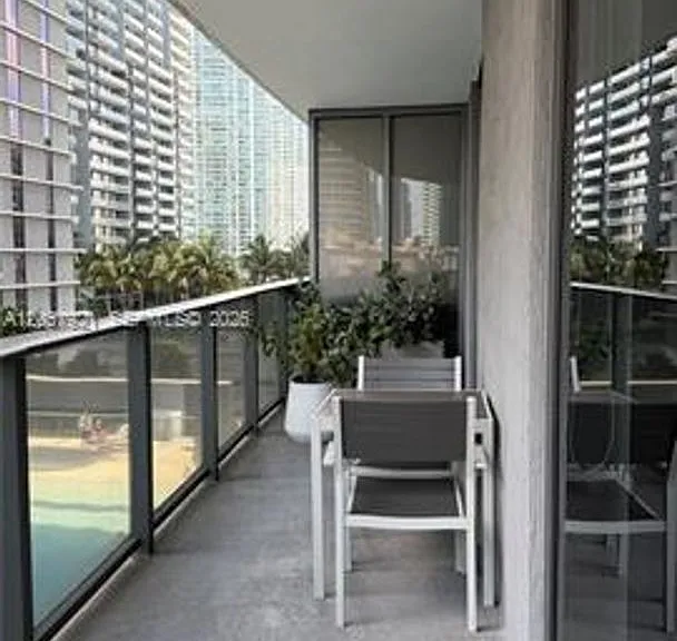 45 SW 9th St #1106 — Photo 34