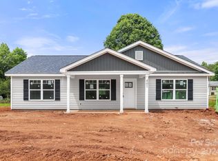 401 Clemons Ave, Maiden, NC 28650