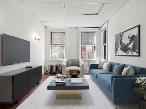 70 Phillips St APT 5, Boston, MA 02114