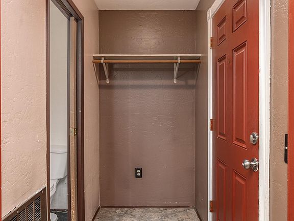 2nd image of 168-2 Palace Cir