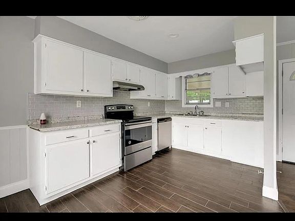 5th image of 2939 Mountain Terrace St