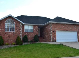 2126 W Warren Ct, Springfield, MO 65810