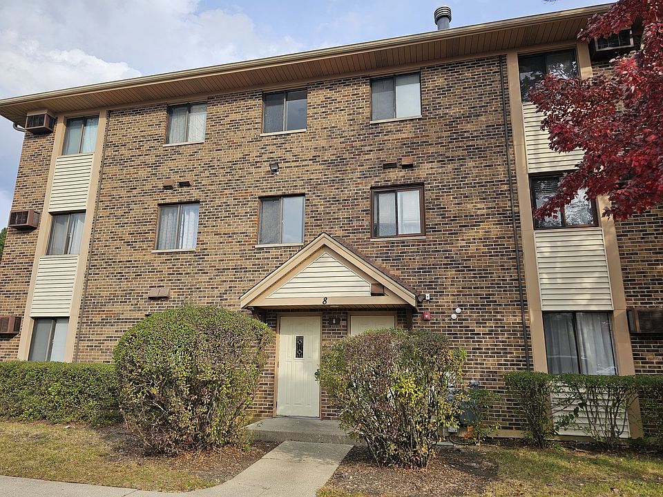 1st image of 8 Parkside Ct APT 11