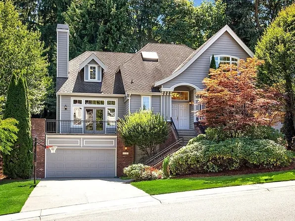 17028 NE 108th Way, Redmond, WA 98052